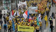 Several thousand union members begin protest in Zagreb