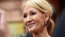 J. K. Rowling na udaru, traže da primi izbjeglice u svoje odaje