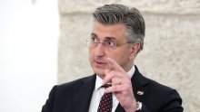 [VIDEO] Plenković nije štedio Milanovića: 'Ovo je prešlo sve granice... čovjek je manipulator, patološki lažljivac, divljak, proruski nastrojen...'