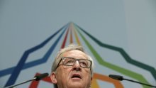 Juncker održao lekciju Poljskoj i Slovačkoj