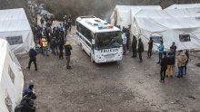 Policija ilegalne migrante iz Velike Kladuše premjestila u kamp 'Lipa'