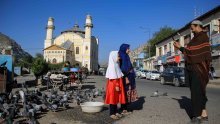 Talibani odlučili da žene moraju prekrivati lice u javnosti; neposlušne će u zatvor