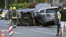 [FOTO] Krš i lom u centru Zagreba; vozač automobilom 'pomeo' niz parkiranih vozila