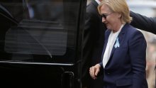 Hillary Clinton pozlilo zbog 'upale pluća'