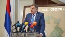 Dodik: 'Planovi za povlačenje Srba iz državnih institucija u BiH nisu ukinuti nego odgođeni zbog rata u Ukrajini'