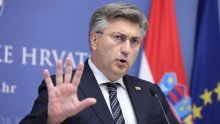 [FOTO/VIDEO] Plenković objasnio zašto je zvao glavnu državnu odvjetnicu, a o pitanju blokade Finske i Švedske kaže: Ljući smo i frustriraniji od Milanovića, ali nismo glupi