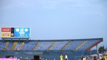 Torcida odbila ući na maksimirski stadion, zna se i razlog takve odluke; policija na sjeveru pokupila pirotehniku, ali nije spriječila bakljadu