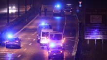 Zbog sinoćnjeg sukoba policije i Torcide autocesta od Lučkog do Jastrebarskog i dalje zatvorena