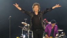 Mick Jagger bez dlake na jeziku: 'Harry Styles nema glas kao ja niti se kreće na pozornici poput mene, što je u redu - ne može si pomoći'