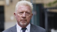 Boris Becker toliko je živcirao čuvare i ostale zatvorenike da su ga morali prebaciti u drugi zatvor, a on je nakon svega pronašao način za zaradu