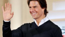 Tom Cruise strahuje da mu sina zavode starije žene