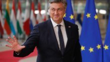 Plenković s kongresa stranke: Ukrajina zaslužuje status kandidata za EU