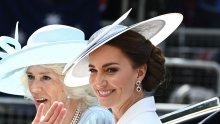 Kate Middleton ponovno iskazala modnu skromnost: Na kraljičinom jubileju osvanula u već viđenoj haljini, a stajling začinila detaljem u čast princeze Diane