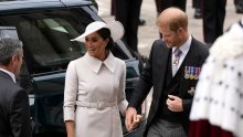 Povratak sa stilom: Meghan Markle plijenila je elegancijom u bijelom od glave do pete