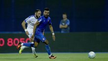 Dinamo ima 2:0; vratar Osijeka primio komičan gol kakav se rijetko viđa