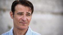 Goran Višnjić novim, drastično promijenjenim izgledom podsjetio na oskarovca Seana Conneryja