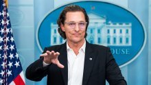 Matthew McConaughey na rubu suza govorio o ubijenima u Uvaldeu: 'Pomoću ovih tenisica su je identificirali. Nisu mogli nikako drugačije. Što kažete na to?'