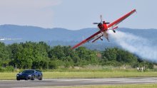 [VIDEO/FOTO] Ovako to izgleda kad akrobatski pilot leti iznad Nevere i to - naopačke