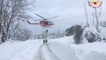 Sva djeca spašena iz ruševina zatrpanog hotela u Italiji