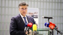 Plenković progovorio o gašenju malih benzinskih postaja, dok o intervenciji Milanovićeve supruge kaže: Ja ne komentiram njegovu obitelj