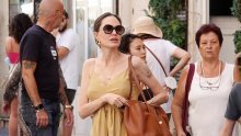 Angelina Jolie ima sandale za poželjeti: Ravne su, udobne i izdužuju noge