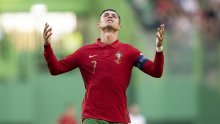 Svi su pričali kakav je Cristiano Ronaldo profesionalac, ali sada bi mogli promijeniti mišljenje; ovako tražiti izlaz iz kluba?!