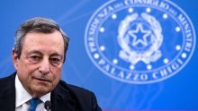 Pala talijanska vlada, premijer Mario Draghi podnosi ostavku, predsjednik je ne prihvaća