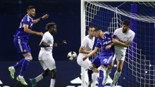 [FOTO] Šok na Maksimiru! Dinamo loše ušao u novu europsku sezonu i nevjerojatnim pogreškama u obrani darovao remi gostima