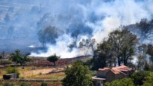 Veliki požar kod Dubrovnika i dalje je aktivan, ali kuće su obranjene