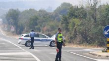 Oko Sinja traje potjera za muškarcem koji je napao policiju, morali su pucati