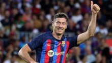 Robert Lewandowski nije mogao imati ljepši debi na Nou Campu; u prvih 20 minuta upisao gol i dvije asistencije