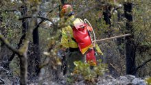 Vatreno poslijepodne: Gromovi izazvali 30-ak požara u Splitsko-dalmatinskoj županiji