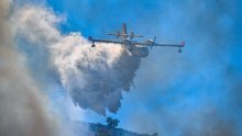 [VIDEO] Proširio se požar u Dubrovačkom primorju, gase ga i kanader i air-tractor