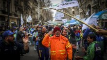 Inflacija jede plaće u Argentini, radnici na ulicama prosvjedovali