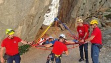 [FOTO] Božinović sudjelovao u vježbi akcije spašavanja HGSS-a