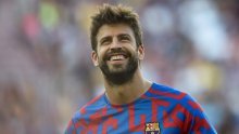 Novu ljubav više ne krije: Gerard Pique snimljen u zagrljaju s 12 godina mlađom Clarom