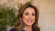 Kraljica Rania proslavila 52. rođendan i ponosno pozirala s obitelji, ali i njezinim budućim članovima: 'Srce mi je puno'