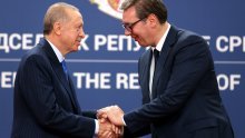 [VIDEO] Vučić moli Erdogana za pomoć u opskrbi strujom, želi i letjelice Bayraktar: Ovo je zlatno doba srpsko-turskih odnosa