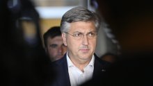 Plenković poručio Izetbegoviću: Nije fer dvije godine se praviti da pregovaraš i onda na kraju reći 'e sad je kasno', to baš ne ide tako