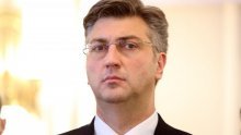 Plenković stigao u Davos, hoće li ipak razgovarati s Vučićem?