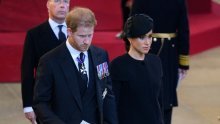 Jesu li princ Harry i Meghan Markle prekršili protokol? Evo što kažu stručnjaci