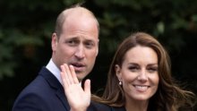 Pomno bira svaki detalj: Ovim decentnim komadom nakita Kate Middleton je odala posebnu počast kraljici Elizabeti II