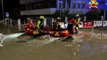 [FOTO/VIDEO] Strašne poplave na jadranskoj obali središnje Italije: 'Vodena bomba' odnijela sedam života, među nestalima i majka s djetetom