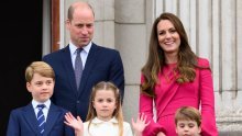 Princ William i Kate Middleton pred teškom odlukom: Treba li  princu Georgeu ipak dopustiti dolazak na bakin sprovod i kakve će to posljedice izazvati?