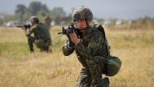 NATO na Kosovo poslao dodatne snage, bliži se rok Srbima