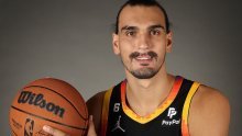 Dario Šarić sa smiješkom na licu dočekuje novu NBA sezonu, a američke novinare najviše je zanimalo kako mu se zove sin i gdje je rođen