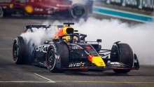 [FOTO] Max Verstappen pobjedom potvrdio drugi uzastopni naslov svjetskog prvaka; posljednja utrka Sebastiana Vettela