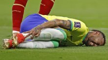 Neymar je na utakmici protiv Srbije teško ozlijeđen; Brazilci objavili kad bi se mogao vratiti na teren