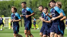 [FOTO] 'Vatreni' nakon velike pobjede protiv Kanade odradili lakši trening kojeg je propustio jedan od naših najiskusnijih igrača