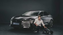 [FOTO/VIDEO] Veselje za sina dvostrukog prvaka Formule E; DS Automobiles izradio posebnu hodalicu za bebe